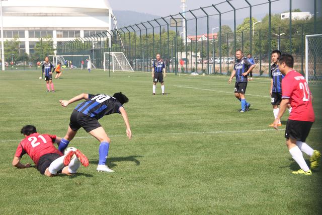 亚特兰大联正与纽卡斯尔洽谈 想签回旧将阿尔米隆